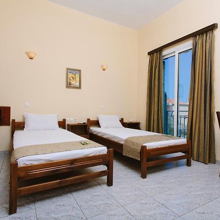 Hotel Loula Rooms And Apartments 카메나불라 외부 사진